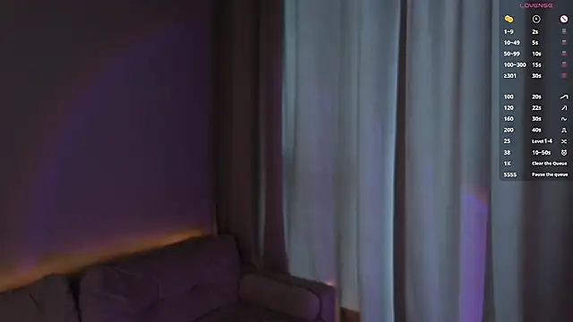 AliviaWithLove - Show my ass <3