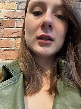 Dina_Tease - PINCH NIPPLES next 2 MEN in CAFE?