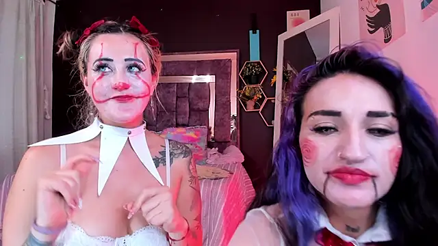 AnabelleGron - spit mouths one minute