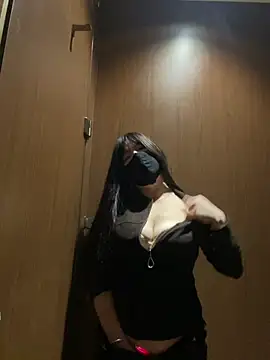 Xiao-mo520 - 美导老师下班兼职，咖啡厅，户外，偷玩小粉，刺激，完成目标指定脱一件5分钟
