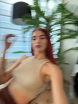VixenRosse - Nipple tease