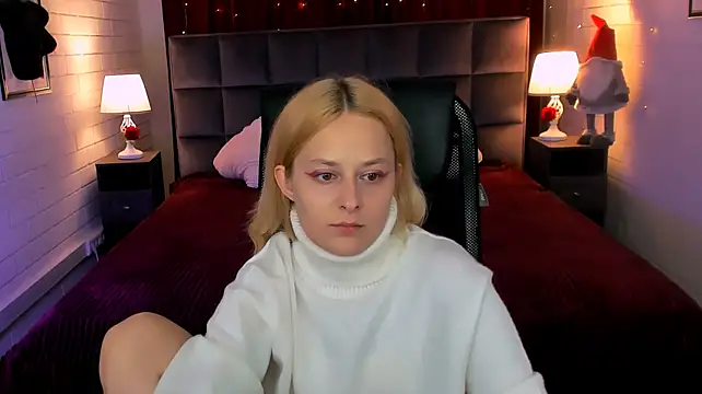 LiaDeyn - 3 tokens if I'm cute💋