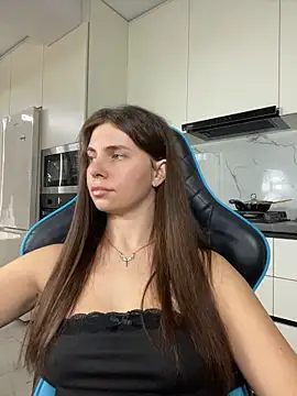 CurlyLara - 🥵Naked+VIDEO FOR LAST TIP