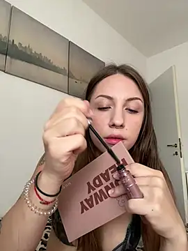 Sashabunny - Take off bra 4x