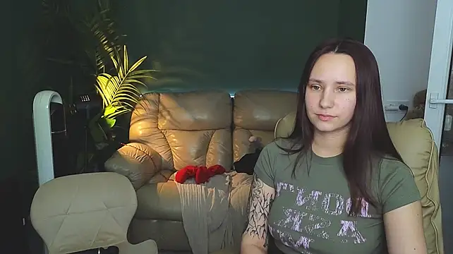 HotCaramellsTV - DOGGY NO PANTIES+ :gift:4LT
