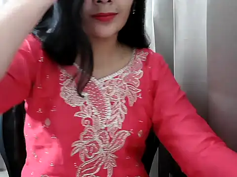 Cute-Ananyaa1 - Oil show in public