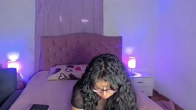 Latinabombsheell - OIL BOOBS AND BOUNCE
