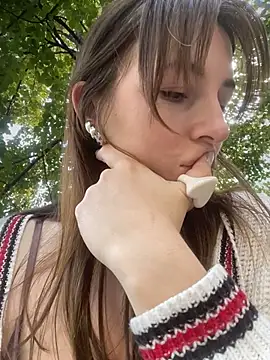 MommmyYummy - Make mommy wet and happy in public ❤️