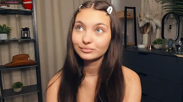 ReynaCarco - Put hands under bra and tease nipples