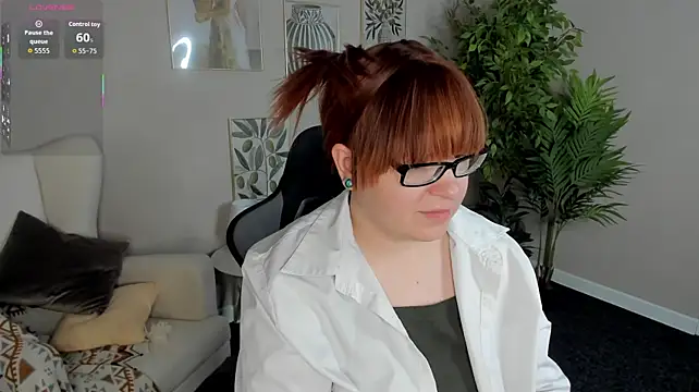 Michelle_Wilsson - blowjob + topless