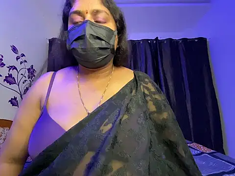 UR_Chocogirl - Pussy ice massage
