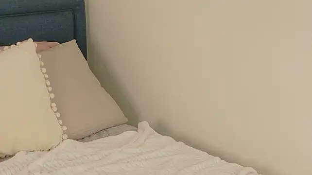 Mila__moon - spank ass
