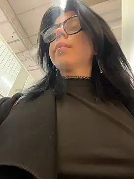 LishuMeow - Double squirt with the door ope