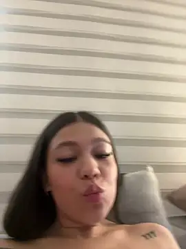 Alyshanon18 - SHAKE BOOBS🥵