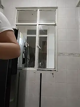 AlexxiaaMat - show tongue