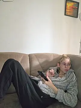 Badbitch_German_Badass - Pussy Out 5 Minuten