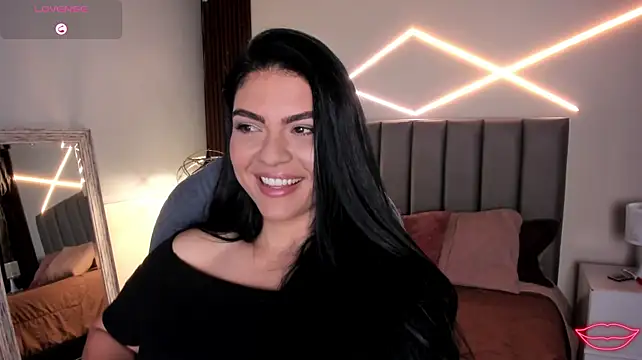 Veronicalanx1 - make juicy my tigth pussy with fingers