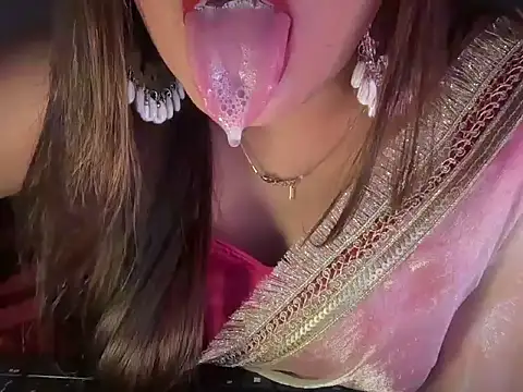 Dikshaindin - show boobs