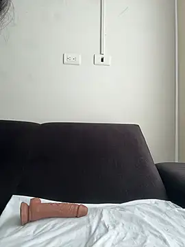 GiselOrtiz - Ice melting against ass hole 🍑💦