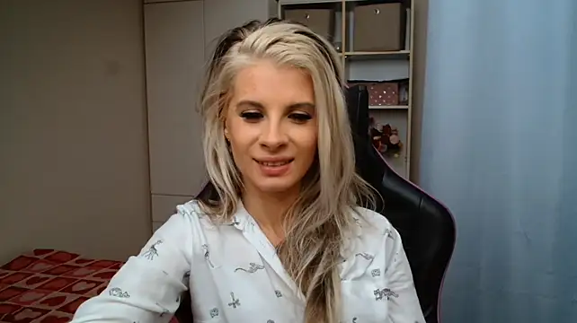 KristineGlow - sneak peek of my panties xxx