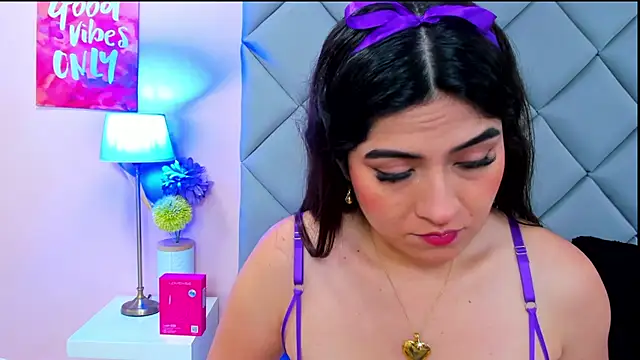 NahomyAdams - Silent masturbation... shhh
