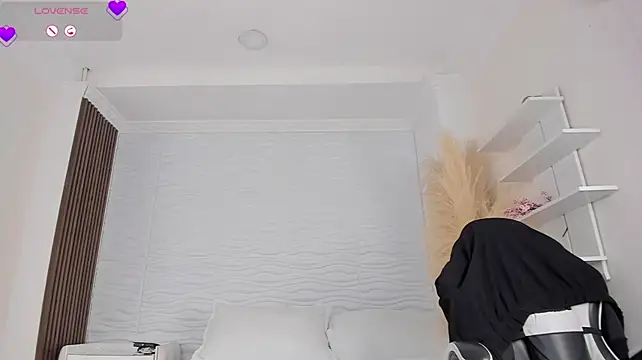 AylinLove_ - Walk towards the camera in slow motion s