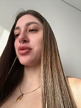 BOOMFOXY - 😍Naked TITS, bold move🍒