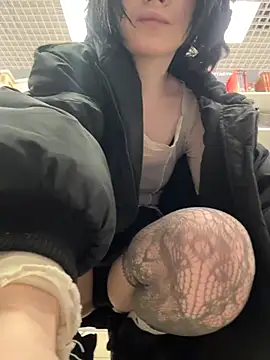 MietteDream - take boob out&keep+smear saliva yum nips