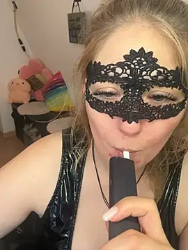 -CurvySecret- - 🍆DIldo Blowjob