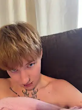 IceMur - anal sex 1 finger