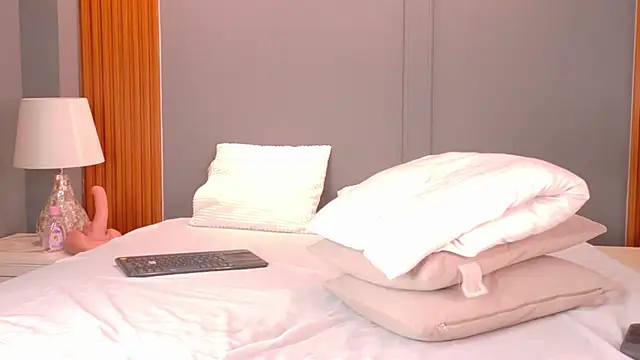 KimGreys_ - spank my ass 👏🍑