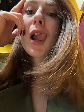 Dina_Tease - so TIGHT CAMELTOE in CAFE next BARMAN