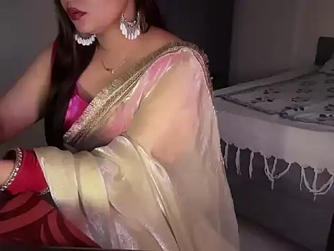 Dikshaindin - show boobs