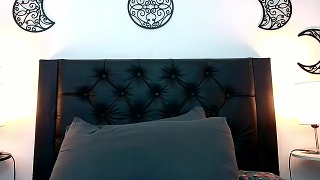 NatalyGuzman26 - rub my asshole