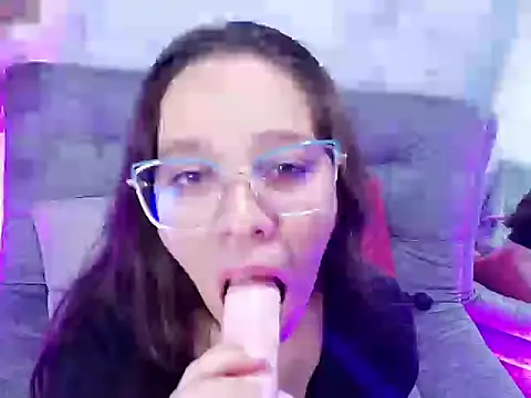 Roxie_frox - Dance erotic + slaps in my ass 👌💋