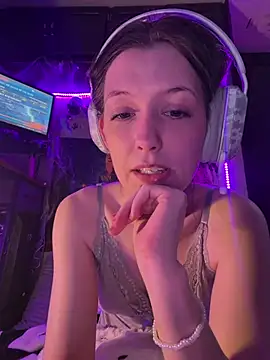 Lilactease - ✨💦pussy play over camera💦✨