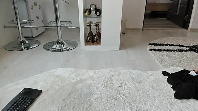 Sweetemy4u - make this pussy happy whit a big squirt