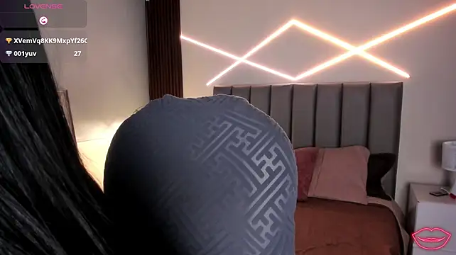 Veronicalanx1 - make juicy my tigth pussy with fingers