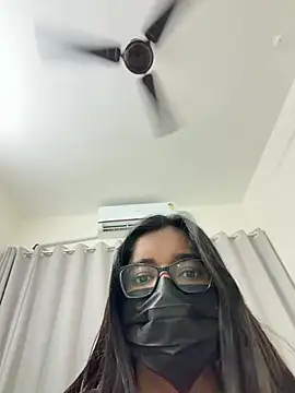 FeistyMideast - I’m finally back after little break💕