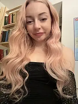 Melissa_grr - Slap my WET WET PUSSY! x5 times!