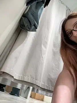 LilluKatten - tease u with shorts + hot twerks 💦