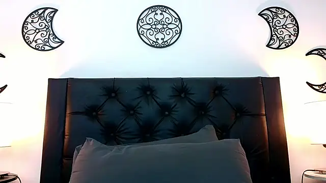 NatalyGuzman26 - rub my asshole