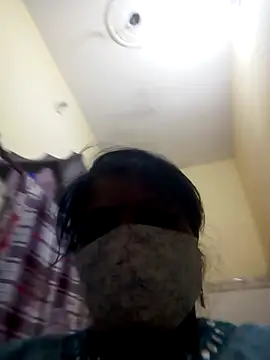 Sexy_bhabi36 - Open public show
