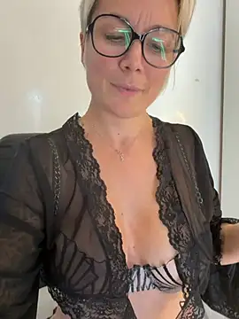 Marinella07 - Gros seins