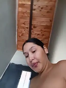 LaSelecta - SPIT My tits AND suck