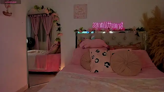 Bruneettklaryss - show cum
