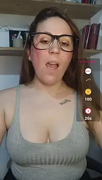 SofiEsteves - Shake ass