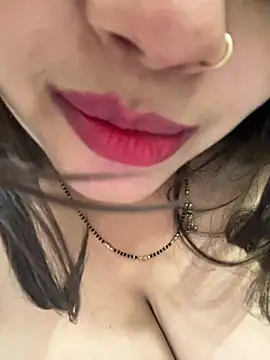 Catchybusty - Chut par makkan lagake chatwaungi or🥵