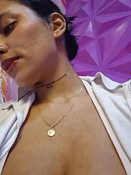 Lorena_Mcfly - Fuck dildo 🍆 Misionary style OPEN LEGS