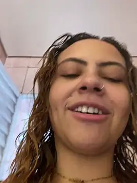 Chloe_Leaozinho - Brincar com a bucetinha